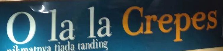 Crew outlet di O La La Crepes Crew outlet di O La La Crepes